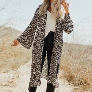 CJLA Amber Long Kimono (M) Floral and Flowy!